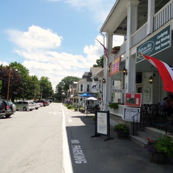 Fullerton Inn - Quaint little town of Chester - strip - Fullerton Inn at the immediate right. - Bed & Breakfast Near Me - Chester, Vermont Fullerton Inn - Quaint little town of Chester - strip - Fullerton Inn at the immediate right. - Bed & Breakfast Near Me - Chester, Vermont