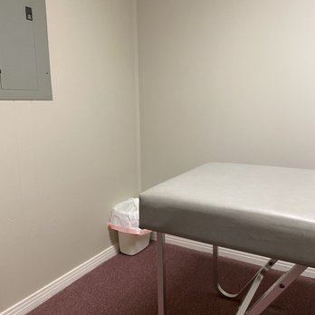Saraland Chiropractic Clinic - Chiropractors Near Me - Saraland, Alabama Saraland Chiropractic Clinic - Chiropractors Near Me - Saraland, Alabama