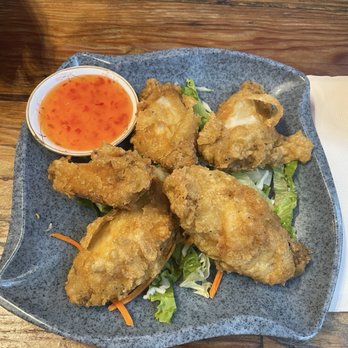 Meekong Bar - Chicken wings - Vietnamese Near Me - Seattle, Washington