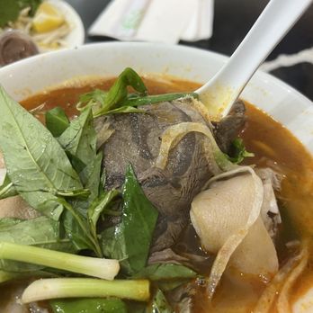 Pho Que Huong - Vietnamese Near Me - Honolulu, Hawaii
