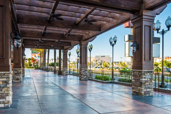 Tropicana Laughlin - A Caesars Rewards Destination by null