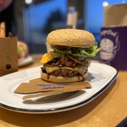 BurgerFuel Taupo - Bastard burger with a fried egg