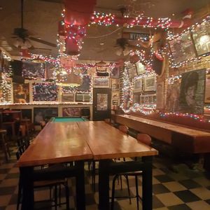 Johnnie’s Sports Bar on Yelp