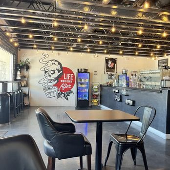 Street Brew Coffee - Cafe seating and order area - Coffee & Tea Near Me - Scottsdale, Arizona