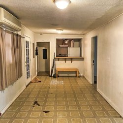 Joe’s Flooring - Before