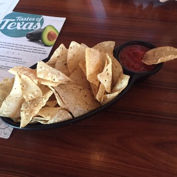 Lone Star Texas Grill - The best chips and salsa everrr! Sooo addicting! Pretty much all you can eat but leave room for the rest of your meal! - Tex-Mex Near Me - Oakville, Ontario