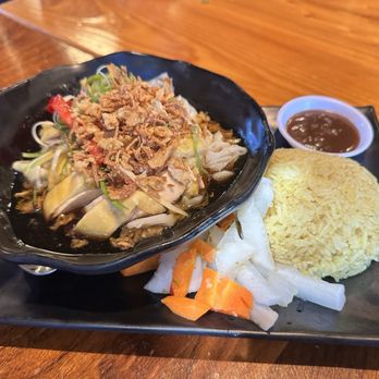 Stick & Steam - Hainan chicken rice with scallion sauce - Dim Sum Near Me - Millbrae, California Stick & Steam - Hainan chicken rice with scallion sauce - Dim Sum Near Me - Millbrae, California