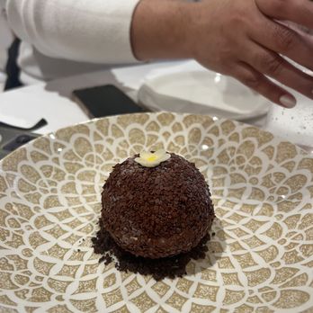 Tavola - Chocolate ice cream dessert - Italian Near Me - Houston, Texas Tavola - Chocolate ice cream dessert - Italian Near Me - Houston, Texas