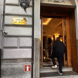 Albergo del Senato - Entrance