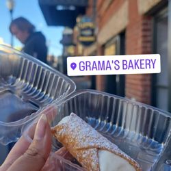 Grama's Bakery - Canoli