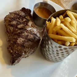 Branded Beef - Steak frites with peppercorn sauce