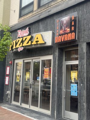 Detroit Pizza Pub by null