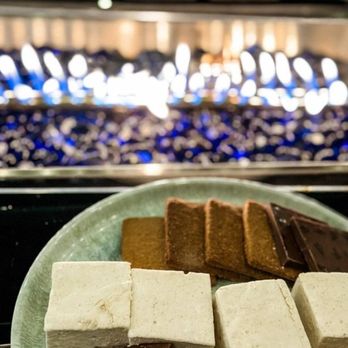 Four Seasons Hotel - Austin - Smores - Hotels Near Me - Austin, Texas