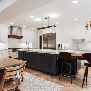 Faithful Countertops - Spacious Transitional Kitchen - LG Viatera Quartz Countertops - Countertop Installation Near Me - Paterson, New Jersey Faithful Countertops - Spacious Transitional Kitchen - LG Viatera Quartz Countertops - Countertop Installation Near Me - Paterson, New Jersey