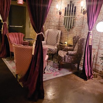 The Blind Fox - Bars Near Me - Kannapolis, North Carolina