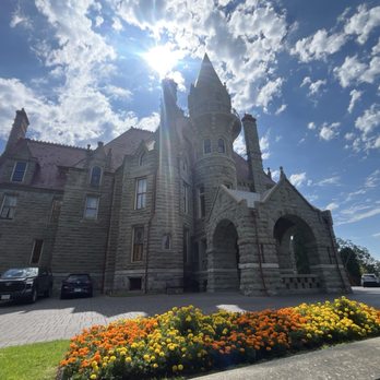 Craigdarroch Castle - Museums Near Me - Victoria, British Columbia Craigdarroch Castle - Museums Near Me - Victoria, British Columbia