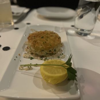 Eddie V's Prime Seafood - Jumbo Lump Crab Cake - delicious!! - Seafood Near Me - Oak Brook, Illinois