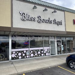 Bliss Bowls Acai - Outside of the store