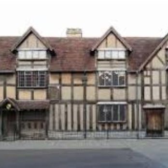 Shakespeare's Birthplace - Typical photo of the front - Landmarks & Historical Buildings Near Me - Stratford-Upon-Avon, WAR