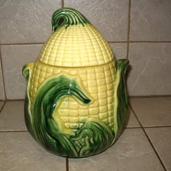 Knotty Pine Antiques Market - My Find: A Shawnee Corn King Cookie Jar