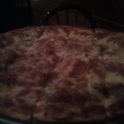 Endter's Sports Grill - Sausage and Pepperoni goodness!!!!