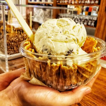 Kilwins Ice Cream - Chocolate - Fudge - Ice Cream & Frozen Yogurt Near Me - Fort Lauderdale, Florida Kilwins Ice Cream - Chocolate - Fudge - Ice Cream & Frozen Yogurt Near Me - Fort Lauderdale, Florida