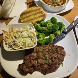 New York steak with coleslaw