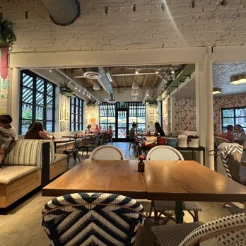 Flower Child - Inside Seating - Salad Near Me - Charlotte, North Carolina Flower Child - Inside Seating - Salad Near Me - Charlotte, North Carolina