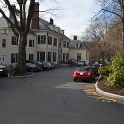Ivy Street School - Drive way