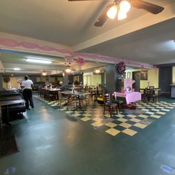 Davis Cafe