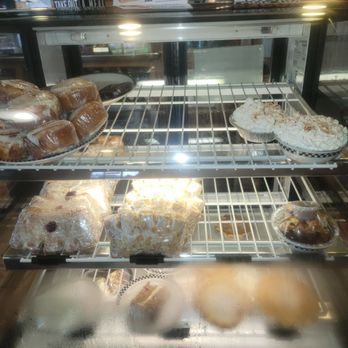 Black Bear Diner Willows - Sweets to go - American Near Me - Willows, California