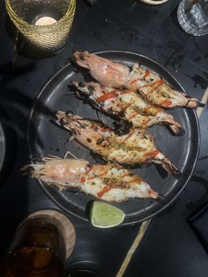 Tómalo Grill by null