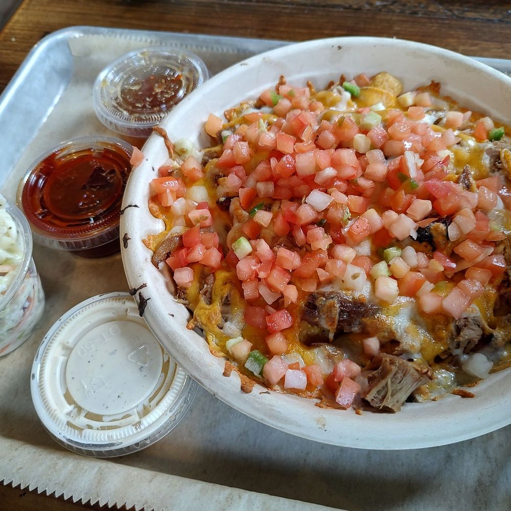 Shawn's Craft Barbecue - Mac bowl with pork - Barbeque Near Me - Culpeper, Virginia Shawn's Craft Barbecue - Mac bowl with pork - Barbeque Near Me - Culpeper, Virginia