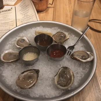The Blue Hen - Sweet petite PEI oysters - American Near Me - Rehoboth Beach, Delaware