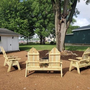 Hummingbird House - Sitting area - Vacation Rentals Near Me - Green Lake, Wisconsin