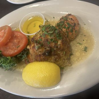 Lenny's Clam Bar - Lobster Tail - Seafood Near Me - Howard Beach, New York