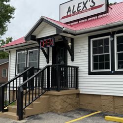 Alex's Tacos & Wings