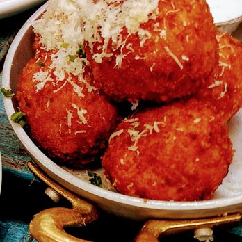 Eureka! - Mac N Cheese balls..yum! - Bars Near Me - Cerritos, California