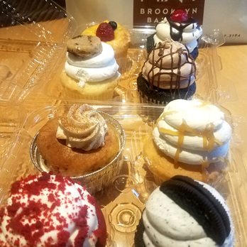 Mia's Bakery - Bakeries Near Me - Brooklyn, New York