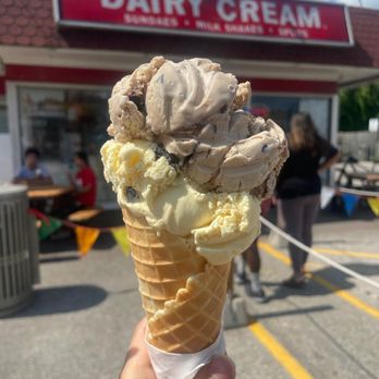 Dairy Cream - Ice Cream & Frozen Yogurt Near Me - Mississauga, Ontario Dairy Cream - Ice Cream & Frozen Yogurt Near Me - Mississauga, Ontario