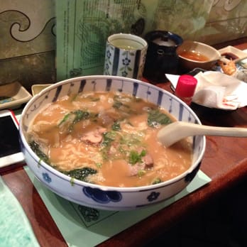 Warakubune Sushi - Huge bowl of ramen - Conveyor Belt Sushi Near Me - San Francisco, California Warakubune Sushi - Huge bowl of ramen - Conveyor Belt Sushi Near Me - San Francisco, California