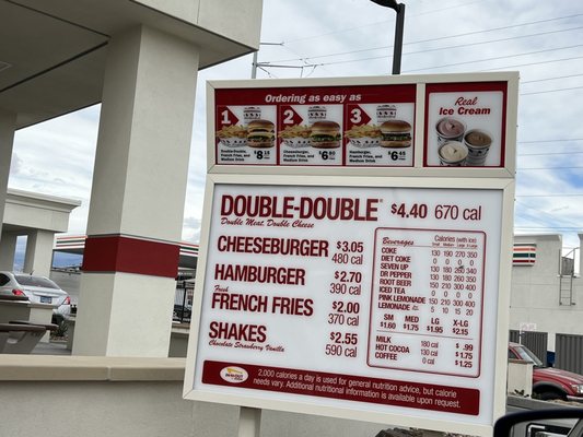 In-N-Out Burger by null