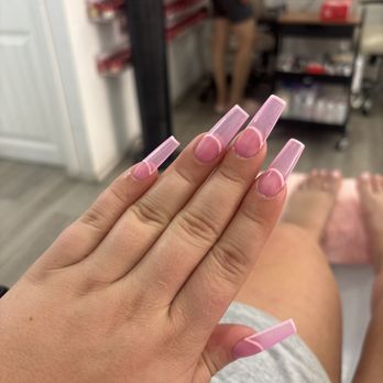 Em Nails Salon - Nail Salons Near Me - San Diego, California