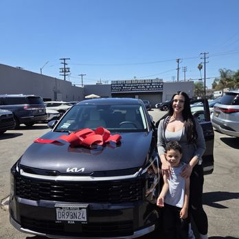 Van Nuys Kia - Car Dealers Near Me - Van Nuys, California Van Nuys Kia - Car Dealers Near Me - Van Nuys, California