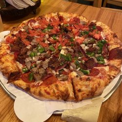 Cooks Landing Pizzeria Bar & Grille - Combo pizza