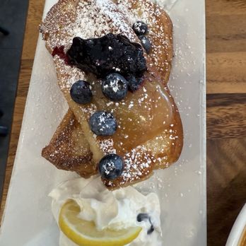 Toast Cafe - Blueberry Lemon Jawn French Toast - Breakfast & Brunch Near Me - Philadelphia, Pennsylvania Toast Cafe - Blueberry Lemon Jawn French Toast - Breakfast & Brunch Near Me - Philadelphia, Pennsylvania