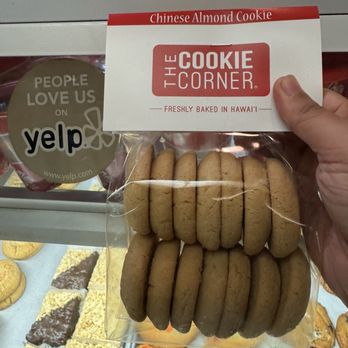The Cookie Corner - Desserts Near Me - Honolulu, Hawaii