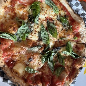 Show Me Pizza - Margherita - Pizza Near Me - Austin, Texas Show Me Pizza - Margherita - Pizza Near Me - Austin, Texas