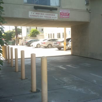 Hana's Bridal & Alterations - Parking at Hanna's Alterations - Sewing & Alterations Near Me - Los Angeles, California Hana's Bridal & Alterations - Parking at Hanna's Alterations - Sewing & Alterations Near Me - Los Angeles, California