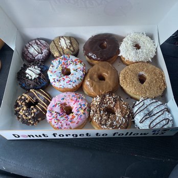 Jupiter Donuts North Palm Beach - a dozen donuts in a box - Donuts Near Me - North Palm Beach, Florida Jupiter Donuts North Palm Beach - a dozen donuts in a box - Donuts Near Me - North Palm Beach, Florida